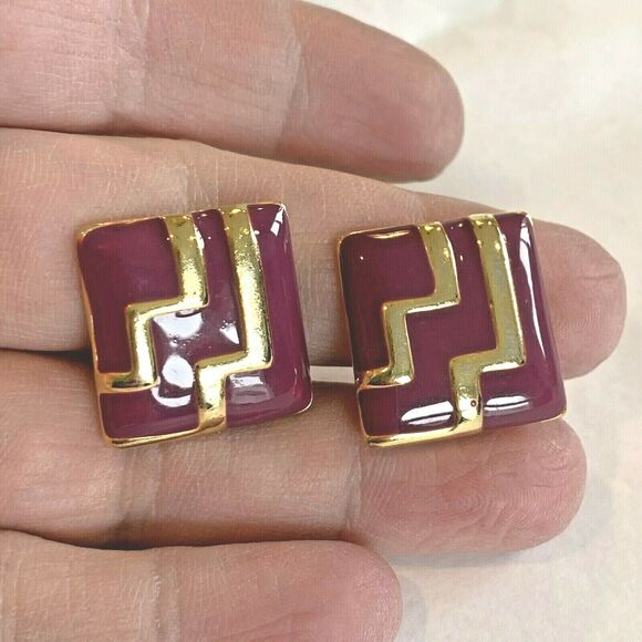 Vintage clip on earrings gold tone & berry pink enamel square chunky geometric - Picture 3 of 4